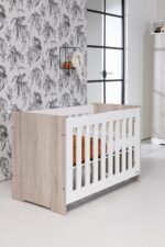 Babystyle Verona Cot Bed - Image 6